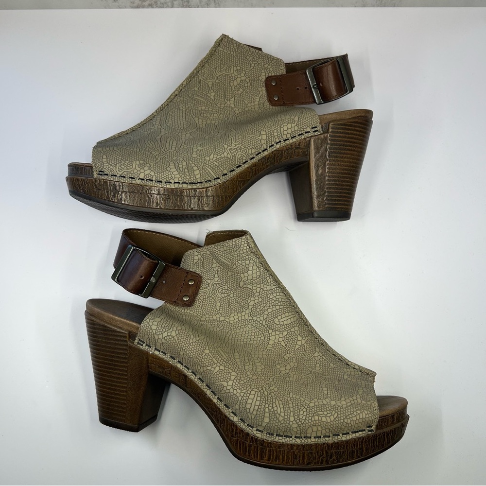 Dansko Reggie Slingback Beige Taupe Sandals Heel Shoes Size 40 EU 9.5US